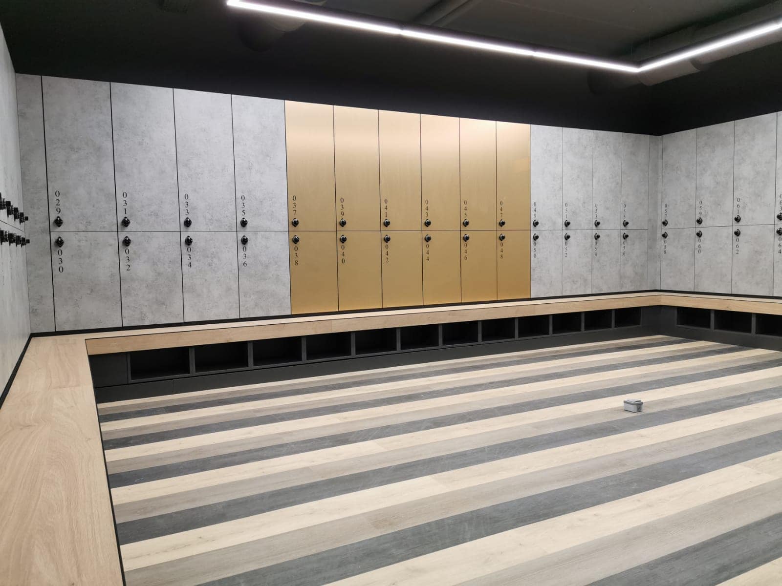 locker room lockers with bench